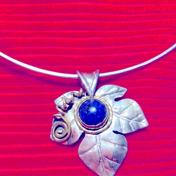 lapis lazuli In Egypt, it was powdered & worn about the eyes to improve eyesight - Picture 2 of 4